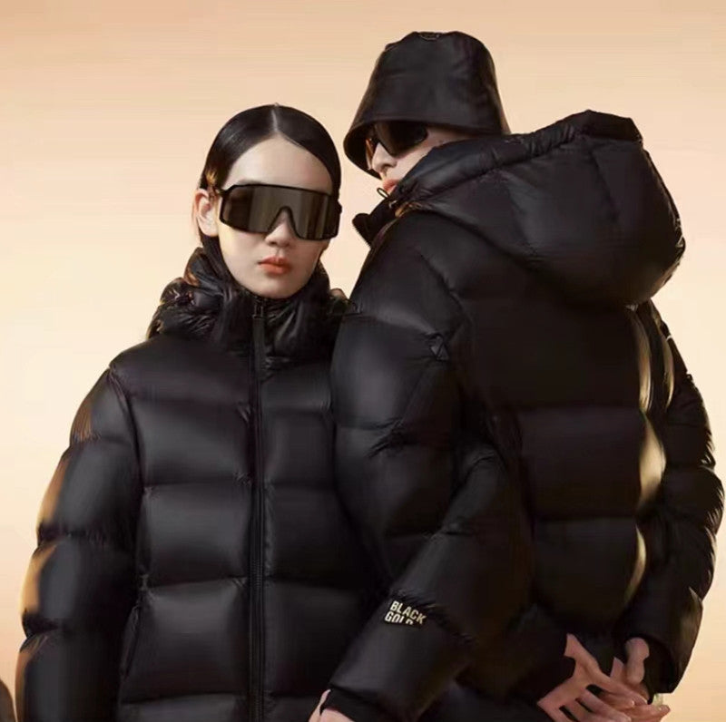 Veste matelassée courte unisexe – Chaude et stylée pour l’hiver – Noir & or