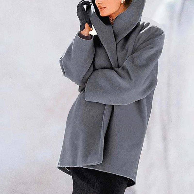 Manteau long grande taille à capuche – Effet laine, coupe oversize, parfait pour l’automne et l’hiver