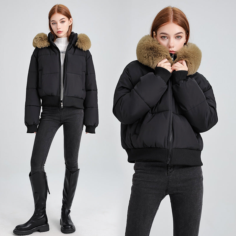 Veste Femme à Capuche avec Col en Fourrure – Élégance et Chaleur au Quotidien