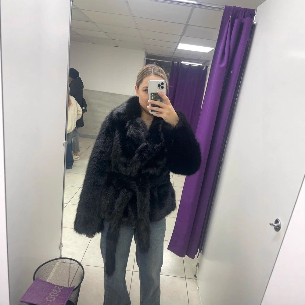 Manteau en peluche éco-responsable – Coupe ample et col polo tendance